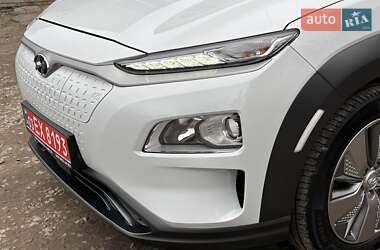 Позашляховик / Кросовер Hyundai Kona 2020 в 