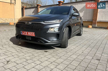 Позашляховик / Кросовер Hyundai Kona 2019 в 