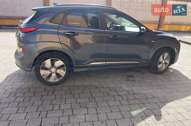 Позашляховик / Кросовер Hyundai Kona 2019 в 