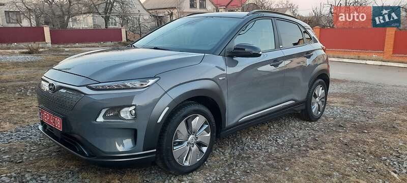 Внедорожник / Кроссовер Hyundai Kona 2020 в 