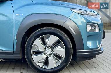 Позашляховик / Кросовер Hyundai Kona 2019 в 