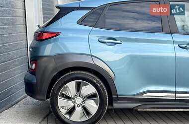 Позашляховик / Кросовер Hyundai Kona 2019 в 