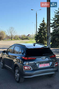 Внедорожник / Кроссовер Hyundai Kona 2019 в 
