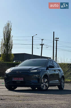 Внедорожник / Кроссовер Hyundai Kona 2019 в 