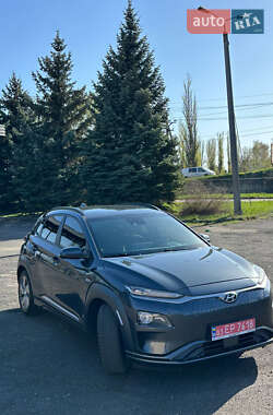 Внедорожник / Кроссовер Hyundai Kona 2019 в 