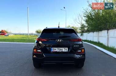 Позашляховик / Кросовер Hyundai Kona 2019 в 