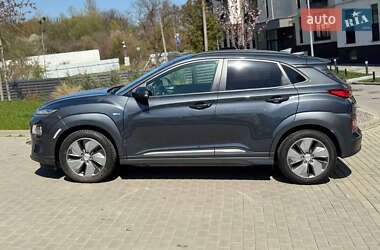 Позашляховик / Кросовер Hyundai Kona 2019 в 