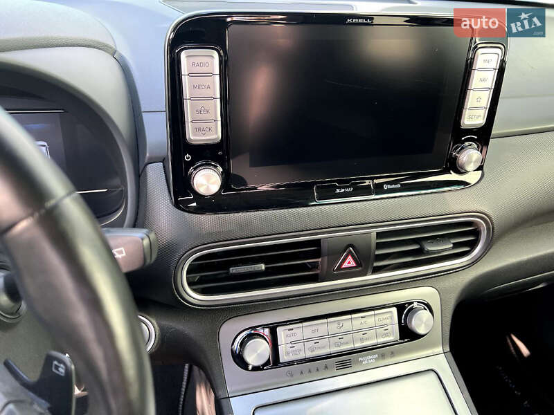 Внедорожник / Кроссовер Hyundai Kona 2019 в Ровно