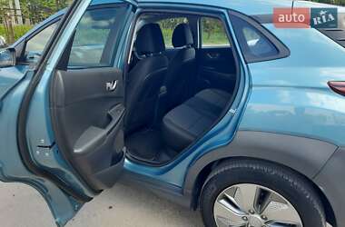 Внедорожник / Кроссовер Hyundai Kona 2020 в 