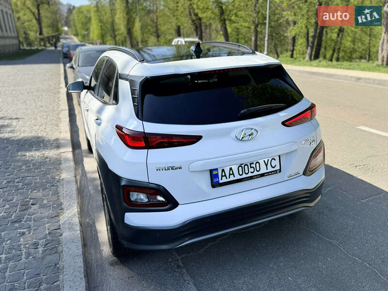 Позашляховик / Кросовер Hyundai Kona 2018 в Києві фото 11 Позашляховик / Кросовер Hyundai Kona 2018 в Києві