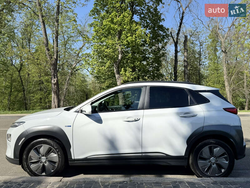 Позашляховик / Кросовер Hyundai Kona 2018 в Києві фото 13 Позашляховик / Кросовер Hyundai Kona 2018 в Києві