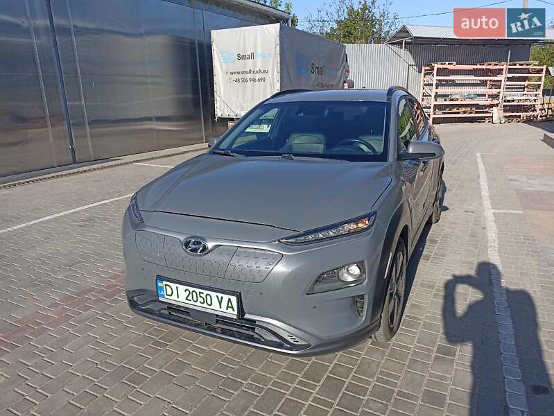 Позашляховик / Кросовер Hyundai Kona 2018 в Тростянці