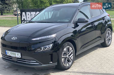 Позашляховик / Кросовер Hyundai Kona 2023 в 