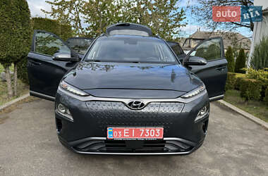Внедорожник / Кроссовер Hyundai Kona 2020 в 