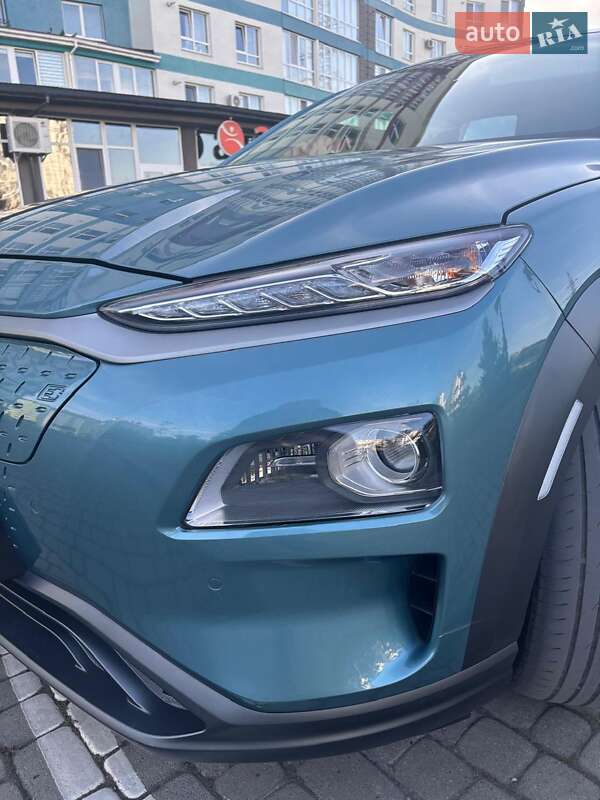 Позашляховик / Кросовер Hyundai Kona 2019 в Івано-Франківську