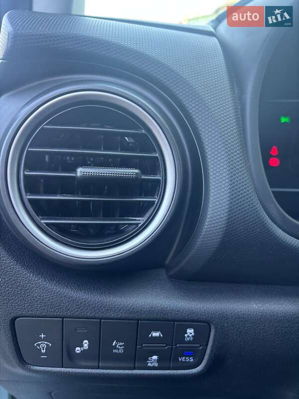 Позашляховик / Кросовер Hyundai Kona 2019 в Івано-Франківську