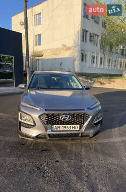 Внедорожник / Кроссовер Hyundai Kona 2018 в 
