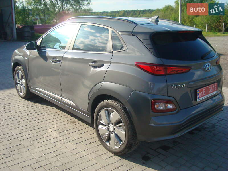 Внедорожник / Кроссовер Hyundai Kona 2020 в Шепетовке