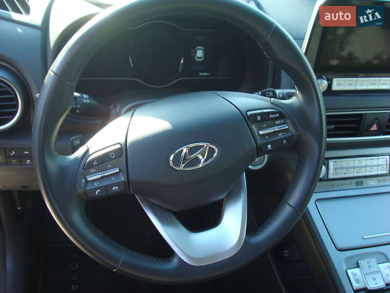 Внедорожник / Кроссовер Hyundai Kona 2020 в Шепетовке