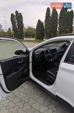 Внедорожник / Кроссовер Hyundai Kona 2019 в 