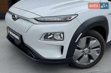 Внедорожник / Кроссовер Hyundai Kona 2020 в 