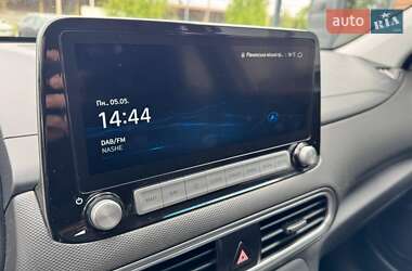 Внедорожник / Кроссовер Hyundai Kona 2020 в 