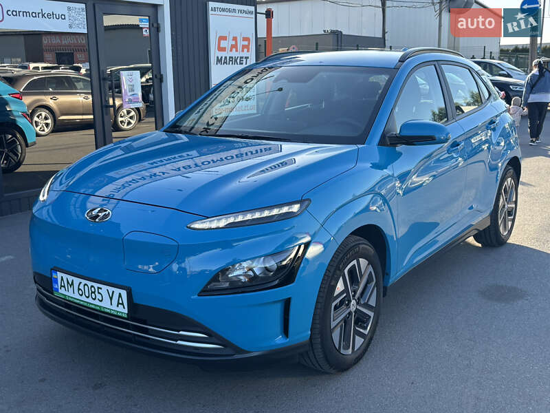 Позашляховик / Кросовер Hyundai Kona 2022 в 