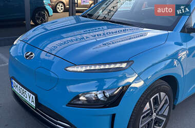 Позашляховик / Кросовер Hyundai Kona 2022 в 