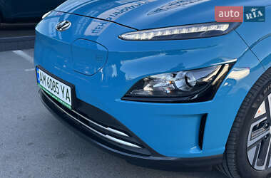 Позашляховик / Кросовер Hyundai Kona 2022 в 