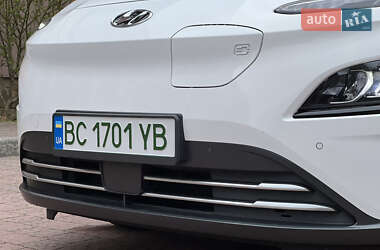 Позашляховик / Кросовер Hyundai Kona 2021 в 