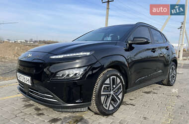 Позашляховик / Кросовер Hyundai Kona 2022 в Львові