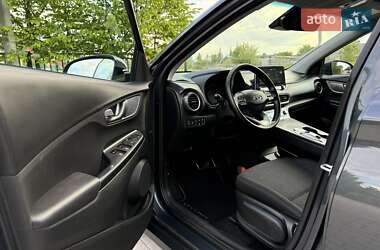 Внедорожник / Кроссовер Hyundai Kona 2020 в 