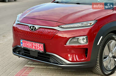 Внедорожник / Кроссовер Hyundai Kona 2020 в 
