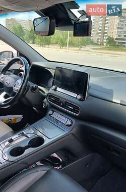 Позашляховик / Кросовер Hyundai Kona 2020 в 