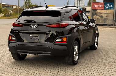 Позашляховик / Кросовер Hyundai Kona 2018 в 