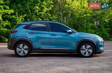 Позашляховик / Кросовер Hyundai Kona 2020 в 