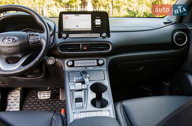 Позашляховик / Кросовер Hyundai Kona 2020 в 