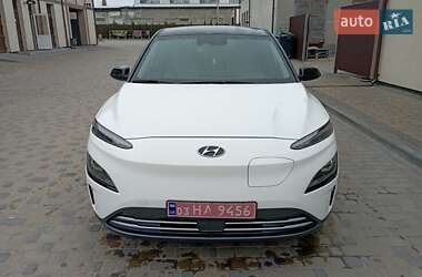 Внедорожник / Кроссовер Hyundai Kona 2022 в 