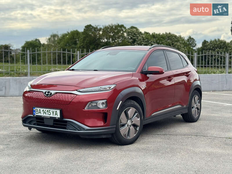 Позашляховик / Кросовер Hyundai Kona 2019 в 