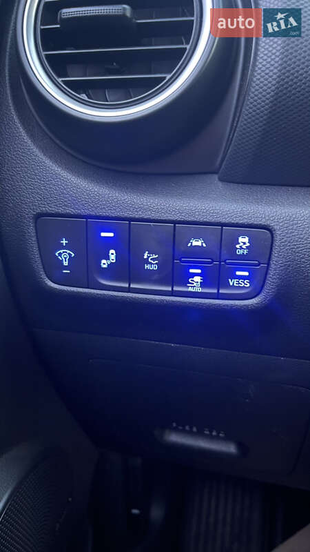 Внедорожник / Кроссовер Hyundai Kona 2019 в Сарнах