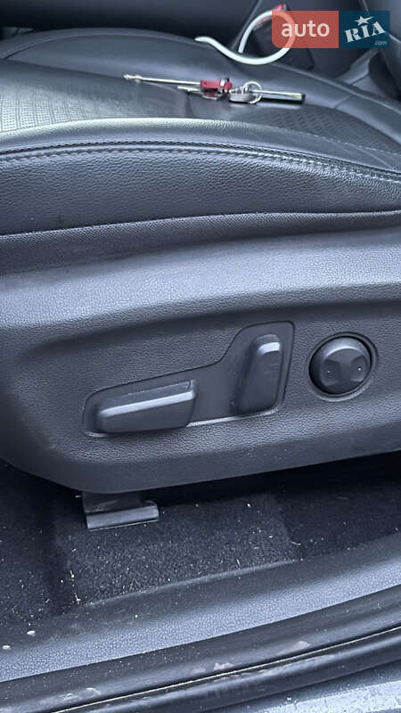 Внедорожник / Кроссовер Hyundai Kona 2019 в Сарнах