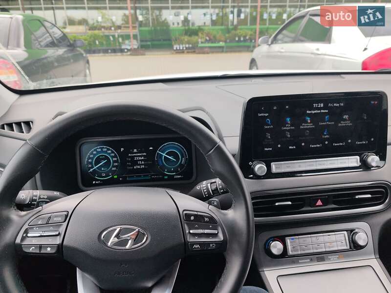 Внедорожник / Кроссовер Hyundai Kona 2023 в Черновцах