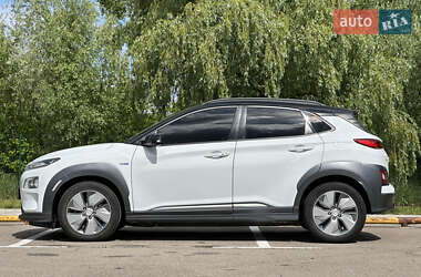 Позашляховик / Кросовер Hyundai Kona 2018 в 