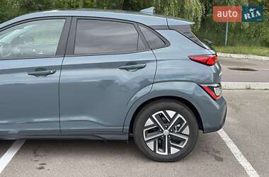Внедорожник / Кроссовер Hyundai Kona 2022 в 