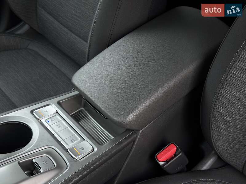 Позашляховик / Кросовер Hyundai Kona 2019 в Тернополі