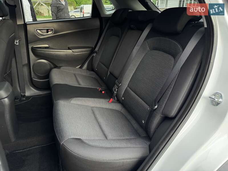 Позашляховик / Кросовер Hyundai Kona 2019 в Тернополі
