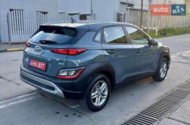 Внедорожник / Кроссовер Hyundai Kona 2021 в 