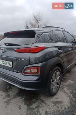 Внедорожник / Кроссовер Hyundai Kona 2019 в 