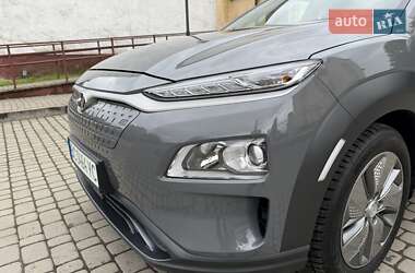 Внедорожник / Кроссовер Hyundai Kona 2020 в 