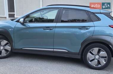Внедорожник / Кроссовер Hyundai Kona 2019 в 
